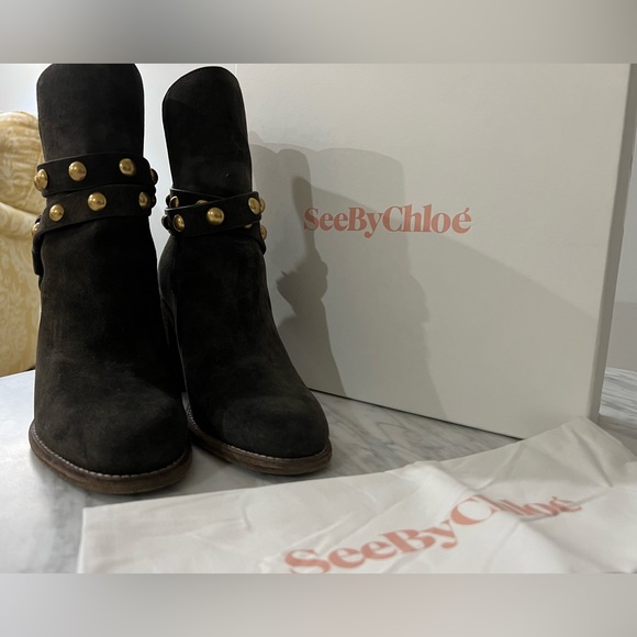 SeeBy Chloe Lyna Suede Buckle Boots Size 6 - Picture 1 of 8